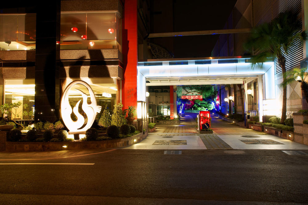 Yhc Hotel Tainan Exterior photo